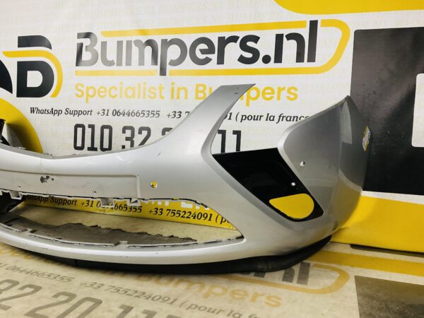BUMPER Opel Zafira Tourer  VOORBUMPER 2-i5-6759z