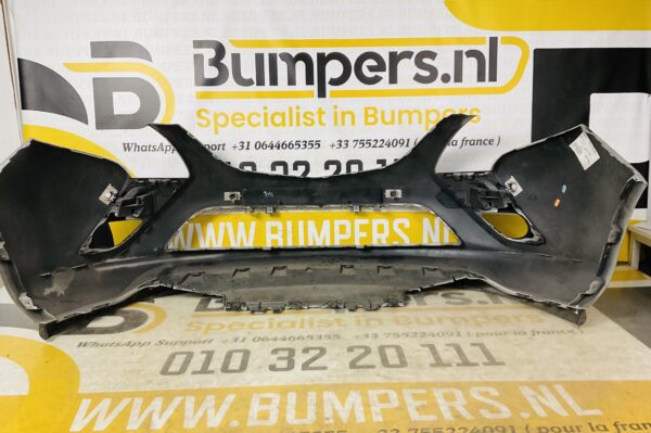 BUMPER Opel Zafira Tourer  VOORBUMPER 2-i5-6759z