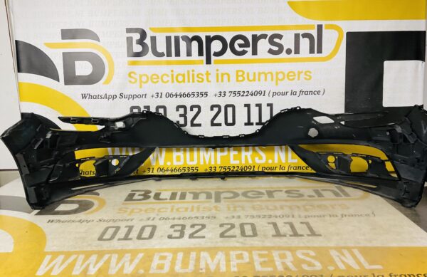 BUMPER Renault Megane 2016-2021 VOORBUMPER 2-F4-6766z