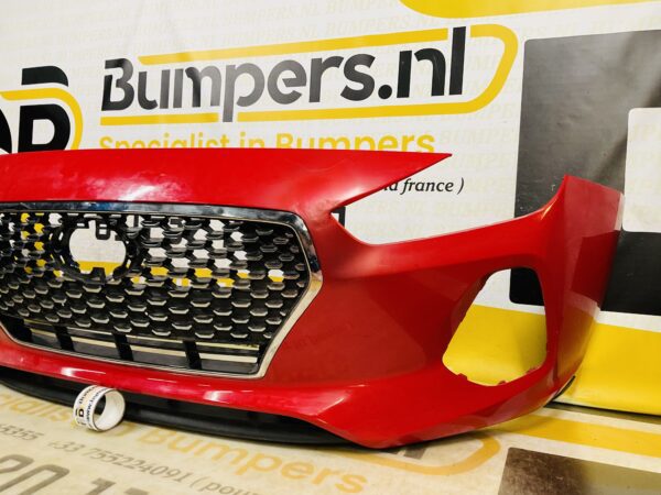 BUMPER Hyundai i30 Facelift  VOORBUMPER 2-E3-6643z