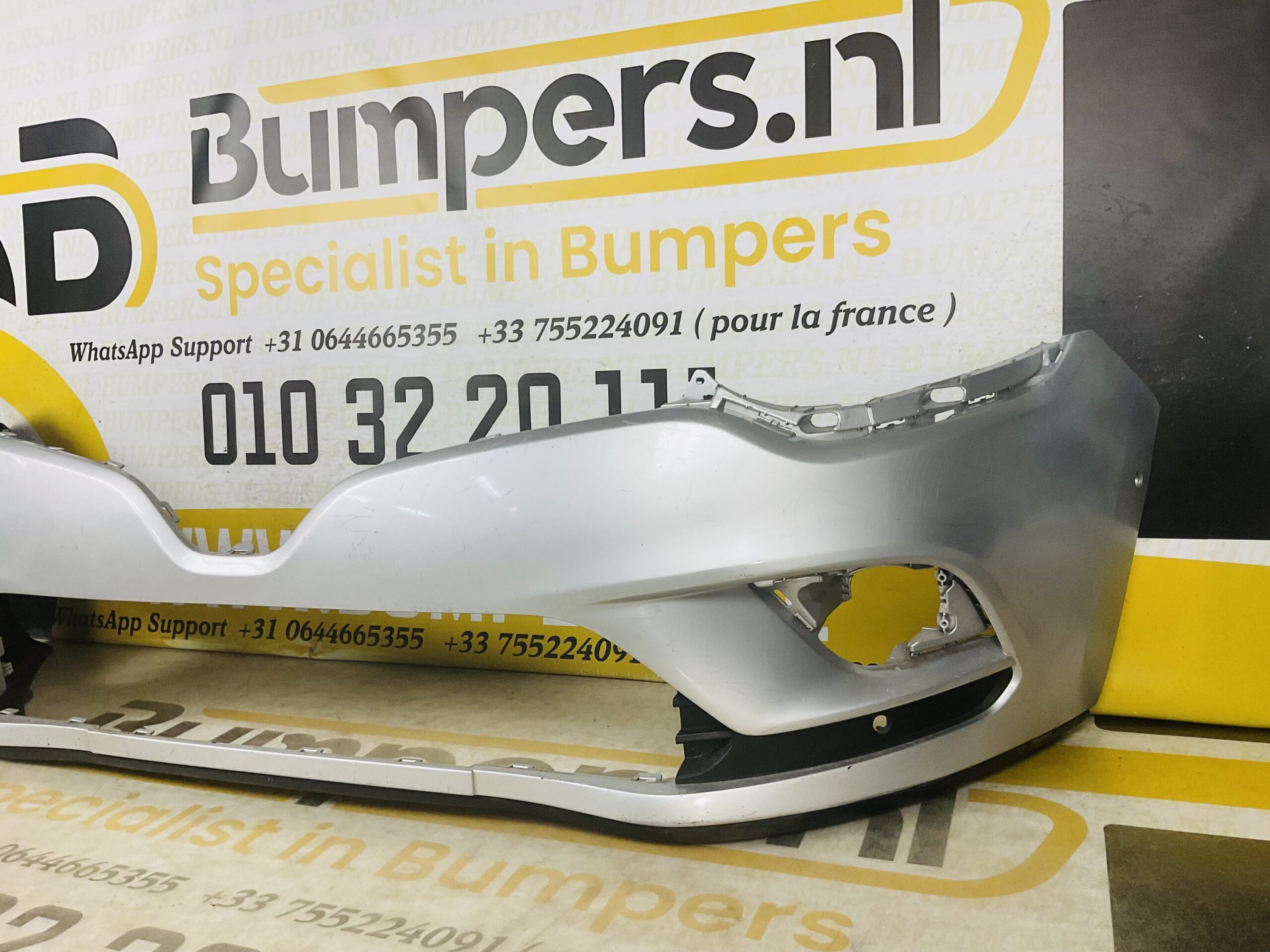 BUMPER Renault Clio 4 Facelift 2016-2019 VOORBUMPER 2-F7-6399z
