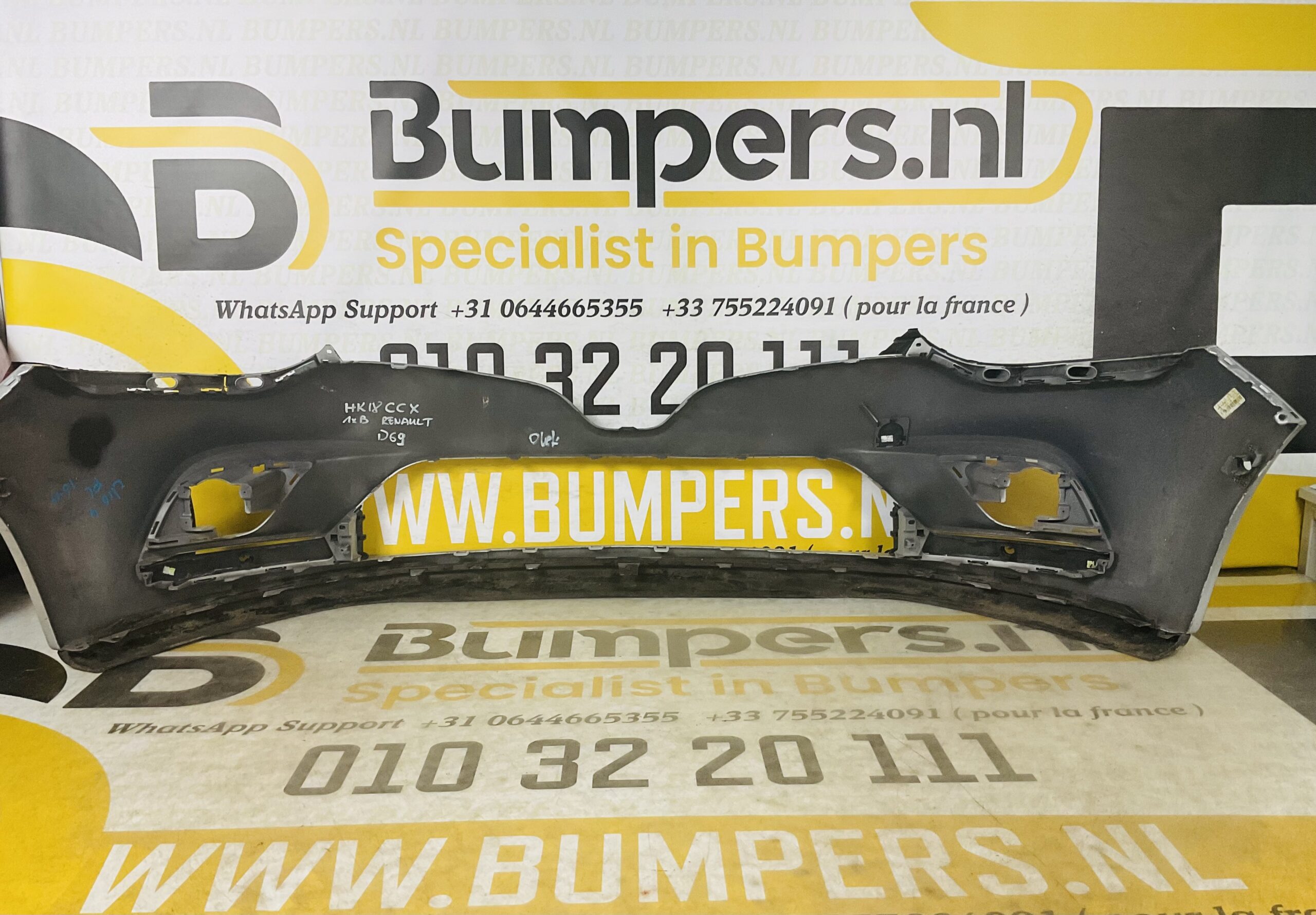 BUMPER Renault Clio 4 Facelift 2016-2019 VOORBUMPER 2-F7-6399z
