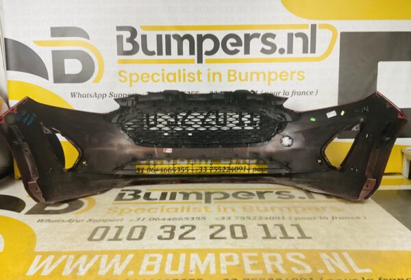 BUMPER Ford Fiesta MK8  2017-2022 VOORBUMPER 1-D3-6401z