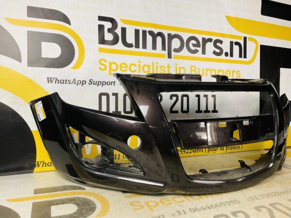 BUMPER Suzuki Splash  VOORBUMPER 2-E9-6775z
