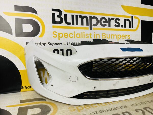 BUMPER Ford Fiesta MK8 2017-2022 VOORBUMPER 1-D2-6418z