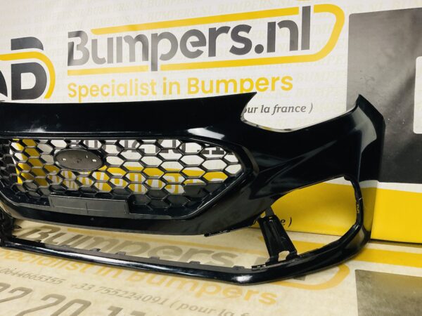 BUMPER Ford Fiesta MK8 ST-Line STline Facelift 2022-2023 VOORBUMPER 1-D7-6466z