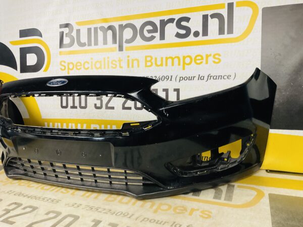 BUMPER Ford Focus MK3 2008-2011 VOORBUMPER 1-D9-6473z