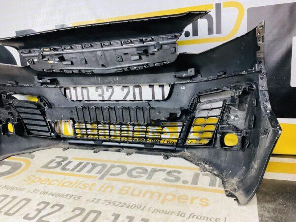 BUMPER Opel Vivaro 2018-2023 VOORBUMPER 1-G5-6828z