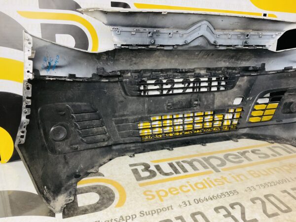 BUMPER Citroen Jumpy  2018-2023 VOORBUMPER 1-G5-6832z