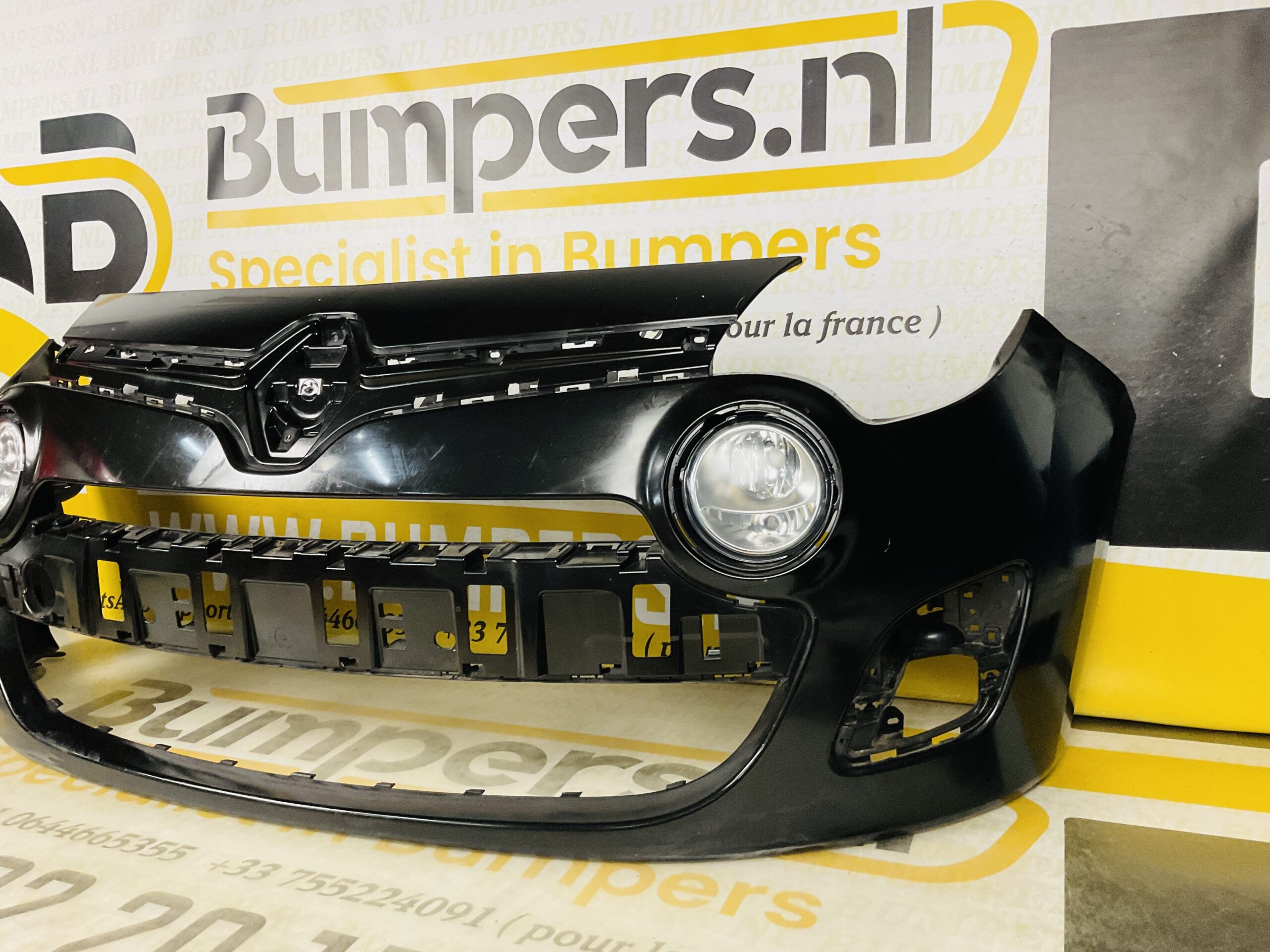 BUMPER Renault Twingo 4 2007-2011 VOORBUMPER 2-F3-6487z
