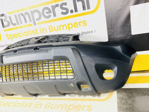BUMPER Dacia Duster 2010-2015 VOORBUMPER 1-G3-6842z