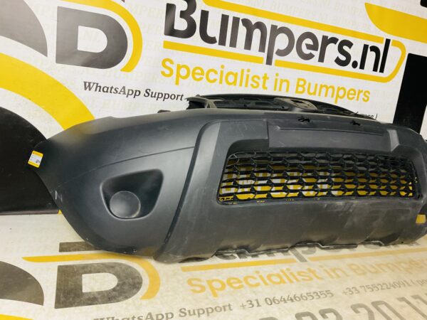 BUMPER Dacia Duster 2010-2015 VOORBUMPER 1-G3-6844z