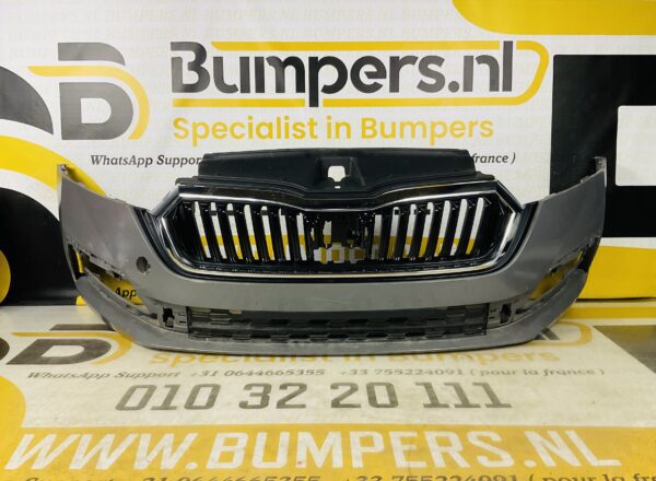BUMPER Skoda Octavia 4  2021-2023 VOORBUMPER 2-H2-6499z