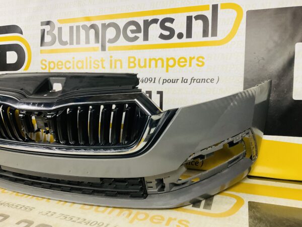 BUMPER Skoda Octavia 4  2021-2023 VOORBUMPER 2-H2-6500z