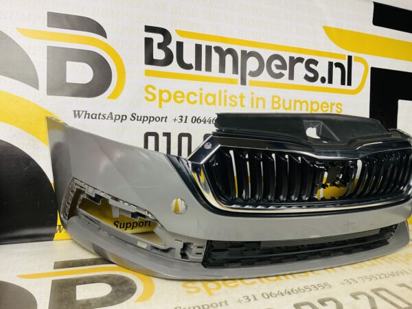 BUMPER Skoda Octavia 4  2021-2023 VOORBUMPER 2-H2-6505z