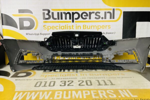 BUMPER Skoda Octavia 4  2021-2023 VOORBUMPER 2-H2-6505z