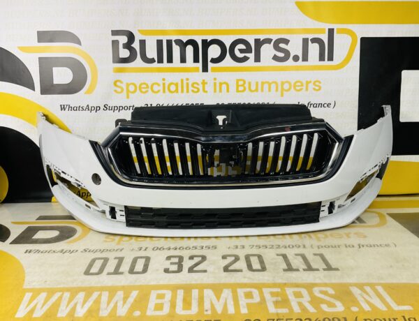 BUMPER Skoda Octavia 4  2021-2023 VOORBUMPER 2-H2-6506z