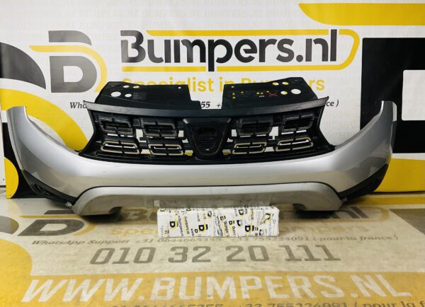 BUMPER Dacia Duster 2017-2020 VOORBUMPER 1-G3-6860z