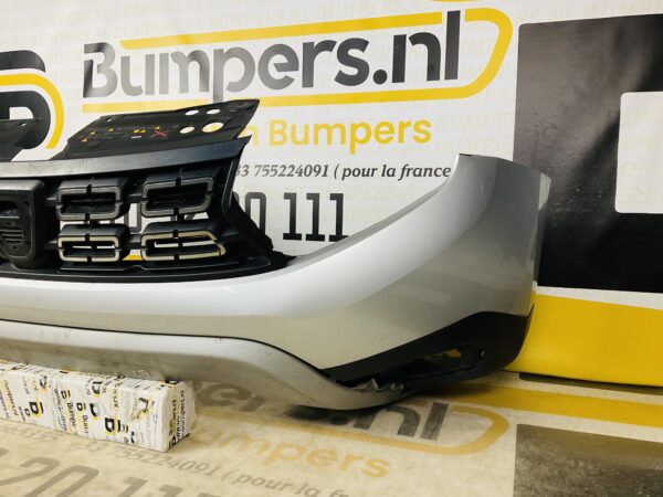 BUMPER Dacia Duster 2017-2020 VOORBUMPER 1-G3-6860z