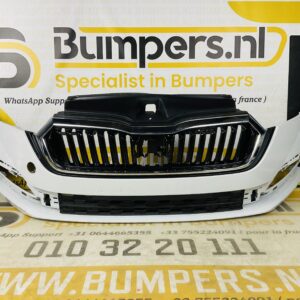 BUMPER Skoda Octavia 4  2021-2023 VOORBUMPER 2-H2-6508z
