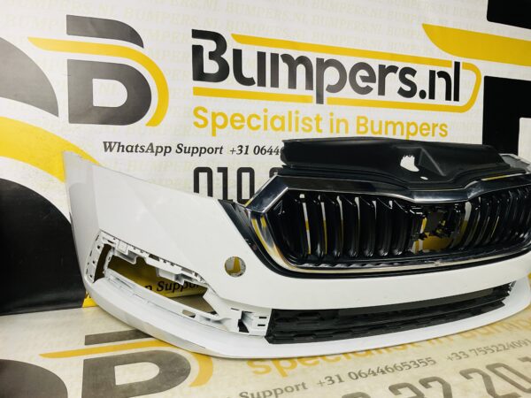 BUMPER Skoda Octavia 4  2021-2023 VOORBUMPER 2-H2-6508z