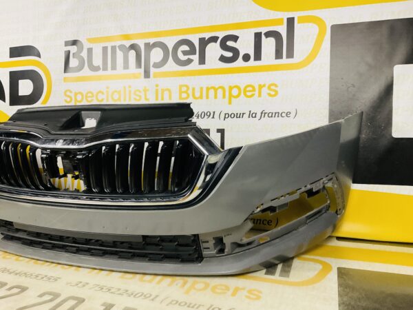 BUMPER Skoda Octavia 4  2021-2023 VOORBUMPER 2-H2-6510z