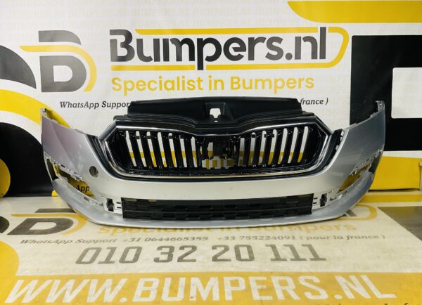 BUMPER Skoda Octavia 4  2021-2023 VOORBUMPER 2-H2-6513z