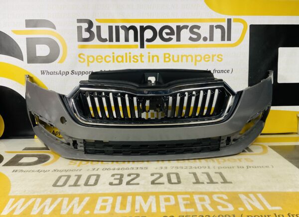 BUMPER Skoda Octavia 4  2021-2023 VOORBUMPER 2-H2-6515z
