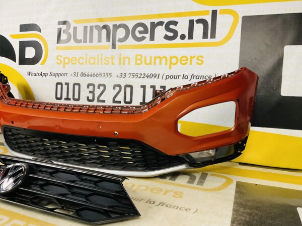 BUMPER Volkswagen T-Roc TRoc  VOORBUMPER 1-C5-6225z