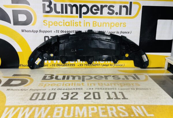 Onderplaat Mercedes A Klasse W176 A1768850136 AMG Bumper lip 2-L9-5934R