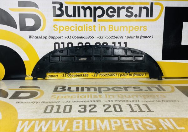 Onderplaat Mercedes Vito W447 A4478850136 Bumperlip 2-L9-5943R