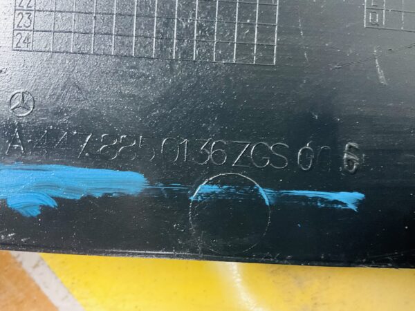 Onderplaat Mercedes Vito W447 A4478850136 Bumperlip 2-L9-5943R