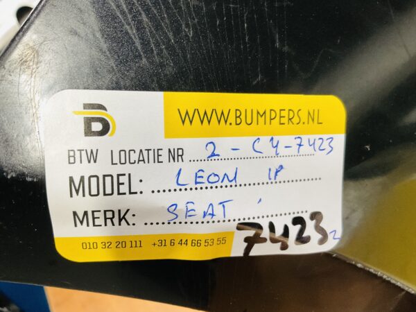BUMPER Seat Leon 1P  2004-2008 VOORBUMPER 2-C4-7423z