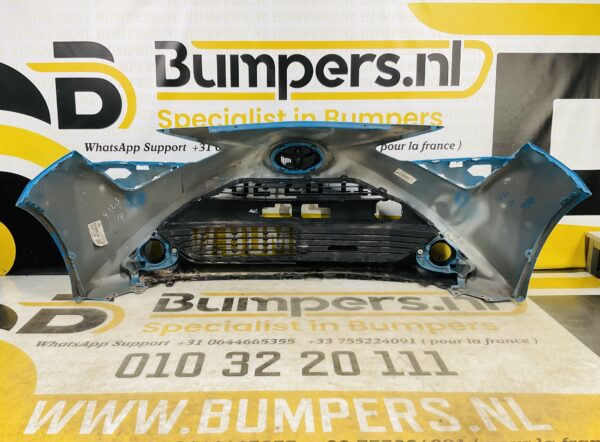 BUMPER Toyota Aygo Facelift 2017-2022 VOORBUMPER 2-D1-7424z