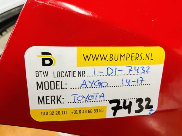 BUMPER Toyota Aygo  2014-2017 VOORBUMPER 2-D1-7432z