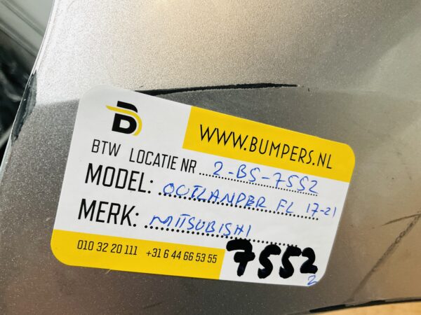 BUMPER Mitsubishi Outlander Facelift  2017-2021  VOORBUMPER 2-B5-7552z