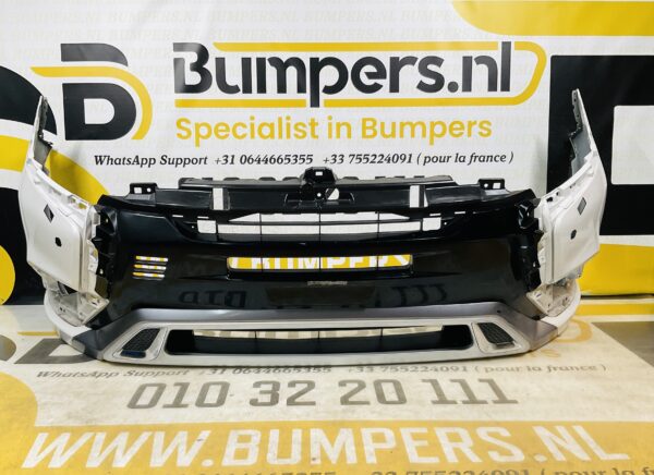 BUMPER Mitsubishi Outlander Facelift 2017-2021  VOORBUMPER 2-B5-7555z