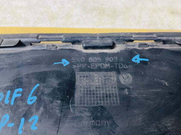 Bumper Lip Volkswagen Golf 6 Bumper Onderplaat 2-L8-6931R