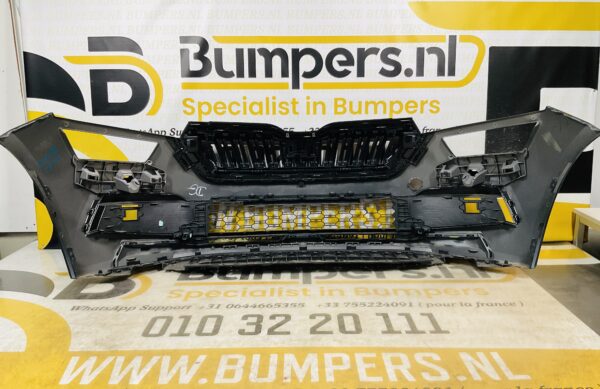 BUMPER Skoda Kamiq 2019-2022  VOORBUMPER 2-H8-7564z
