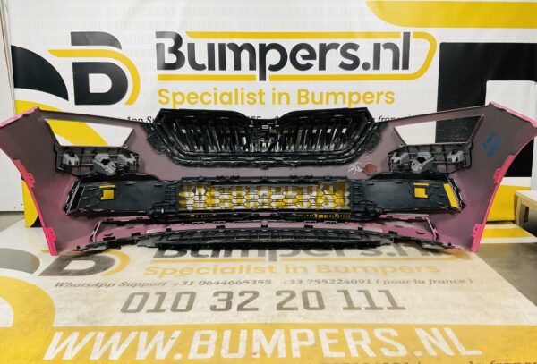 BUMPER Skoda Kamiq 2019-2022  VOORBUMPER 2-H8-7567z