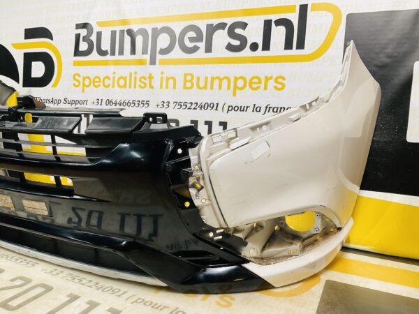 BUMPER Mitsubishi Outlander   2015-2017  VOORBUMPER 2-B5-7571z