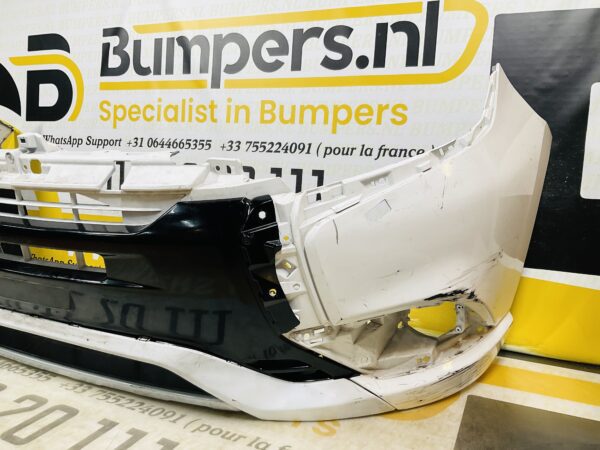 BUMPER Mitsubishi Outlander   2015-2017  VOORBUMPER 2-B5-7572z