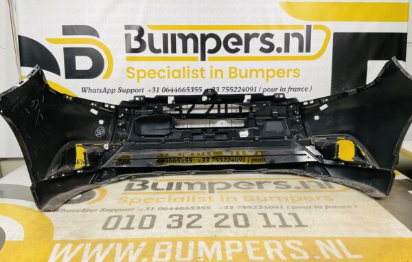 BUMPER Mitsubishi Outlander   2015-2017  VOORBUMPER 2-B5-7573z