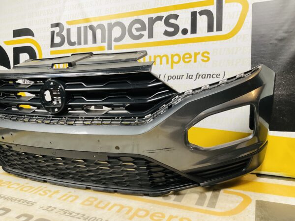 BUMPER Volkswagen Troc T-Rock  2017-2021 VOORBUMPER 1-C5-7578z
