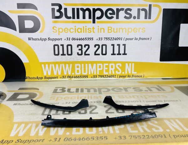 Spoiler Mercedes C klasse W205 C43 AMG Bumper Strip 2-M2-5982R