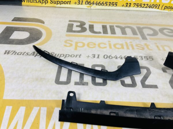 Spoiler Mercedes C klasse W205 C43 AMG Bumper Strip 2-M2-5982R