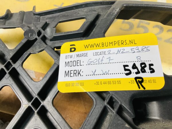 Grill Geleider Volkswagen Golf 7 Rechts Bumper 2-N2-7691R