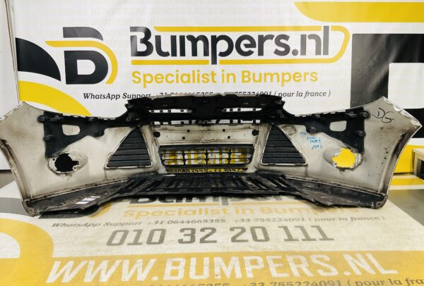 BUMPER Ford Focus MK3 2010-2013 VOORBUMPER 1-D9-6690z