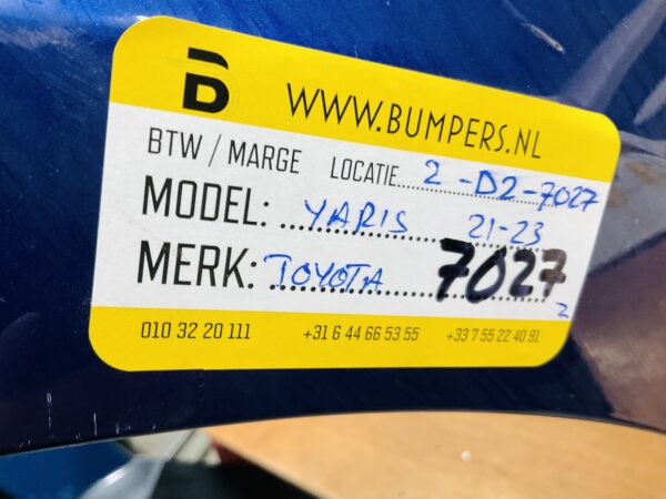 BUMPER Toyota Yaris 2021-2023 VOORBUMPER 2-D2-7027z