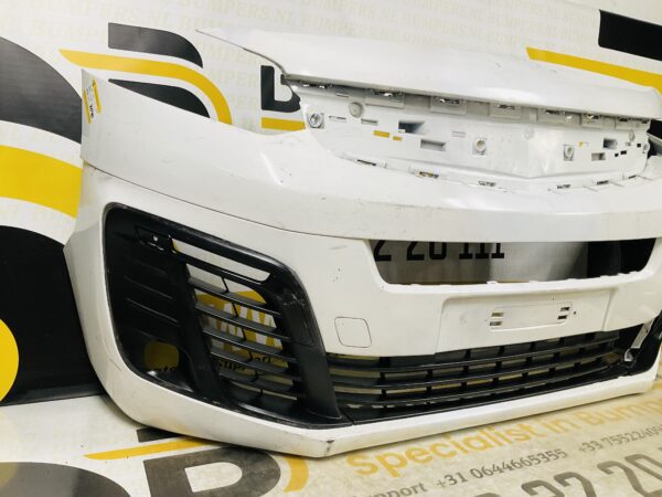 BUMPER Opel Vivaro 2018-2023 VOORBUMPER 1-G5-7040z